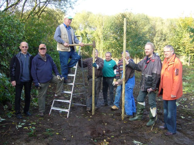 pflegeeinsatz in uelsen 11.10.08 001